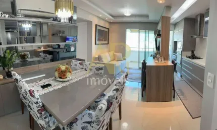Apartamento à venda: 2 dormitórios, elevador, andar alto - Praia João Rosa