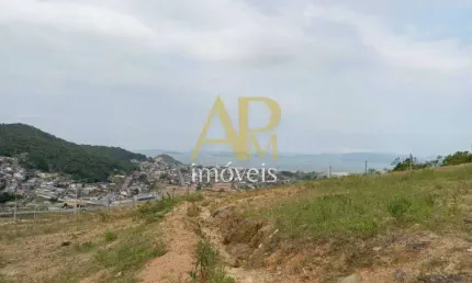 Terreno à venda no Loteamento Altos do Jardim com 440m² em Biguaçu