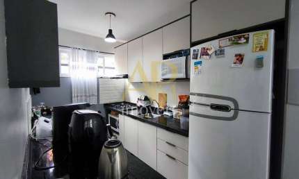 Apartamento à Venda com 02 dormitórios, sacada e área externa - Forquilhas