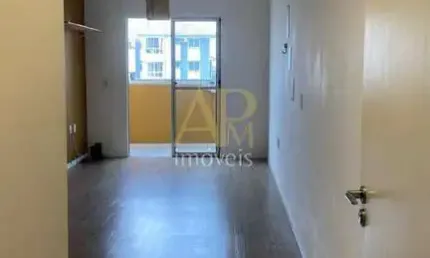 Apartamento à venda em Areias, com 2 dormitórios e sacada com churrasqueira