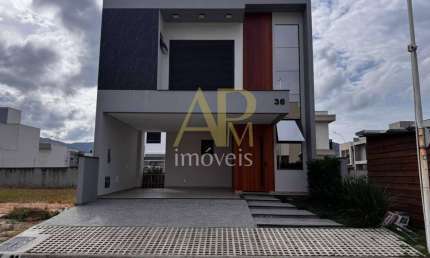 Casa à venda com 3 dormitórios, sendo 1 suíte - Cond. Fechado em Biguaçu/SC