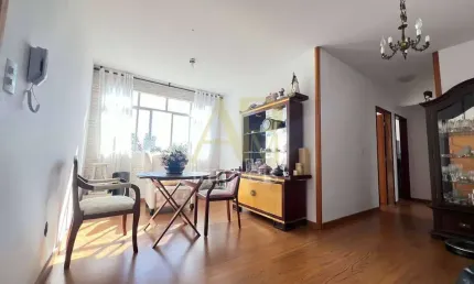 Apartamento à venda com 03 dorm (1 suíte) e vaga coberta no Estreito