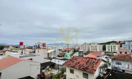 Apartamento à Venda com 03 dormitórios, na Praia Comprida em SJ