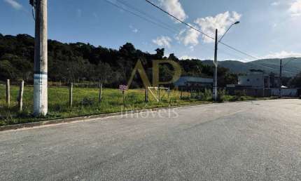 Terreno plano à venda com 450m² no Bosque de São José