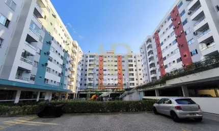 Apartamento à Venda com 02 dormitórios, em Areias São José/SC