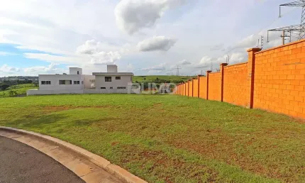 Terreno em condomínio fechado à venda na Rua das Palmas, 01, Alphaville Dom Pedro, Campinas por R$ 1.100.000