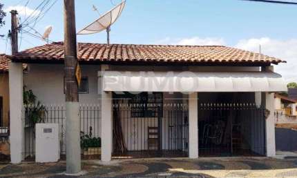 Casa com 3 quartos à venda na Rua Dolor de Oliveira Barbosa, 80, Cambuí, Campinas, 118 m2 por R$ 750.000