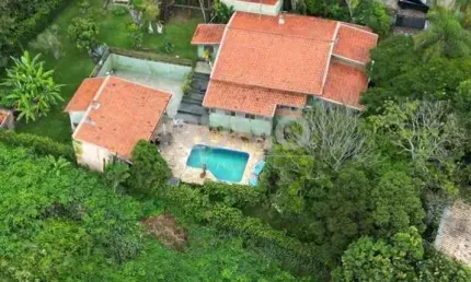 Chácara / sítio com 4 quartos à venda na Estrada do Jequitibá, s/n, Chácaras Alpina, Valinhos, 400 m2 por R$ 1.179.000