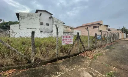 Terreno à venda na Praça Ademar Tomáz, Jardim Chapadão, Campinas por R$ 420.000