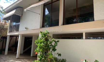 Casa com 4 quartos para alugar na Rua Hermínio Humberto Bertani, 596, Jardim das Paineiras, Campinas, 290 m2 por R$ 16.000