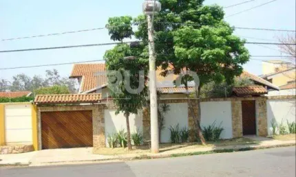 Casa com 4 quartos à venda na Rua Fernão Lopes, n.531, Parque Taquaral, Campinas, 760 m2 por R$ 2.500.000