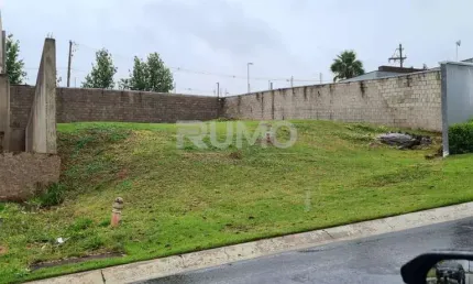 Terreno em condomínio fechado à venda na Rua César Antonio D¿ottaviano, s/n, Vila dos Plátanos, Campinas por R$ 680.000