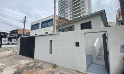 Casa comercial para alugar na Rua Buarque de Macedo, 723, Taquaral, Campinas, 120 m2 por R$ 3.500
