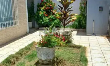 Casa com 3 quartos à venda na Rua Rubens Trefiglio, 247., Vila Nogueira, Campinas, 200 m2 por R$ 770.000