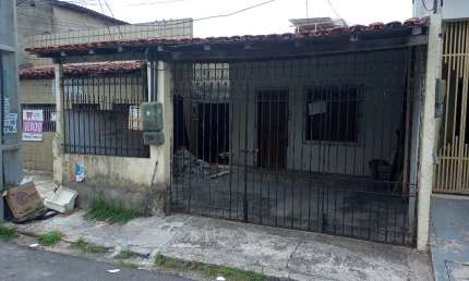 Casa com 2 quartos à venda na Passagem A, 160, Sacramenta, Belém