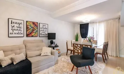 Sobrado triplex mobiliado em condomínio no hauer - curitiba