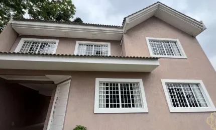 Residência 400m² com 4 quartos e piscina - são josé dos pinhais