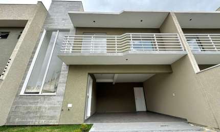 Sobrado Moderno de 149 m² com 3 Quartos no Cidade Jardim em São José dos Pinhais