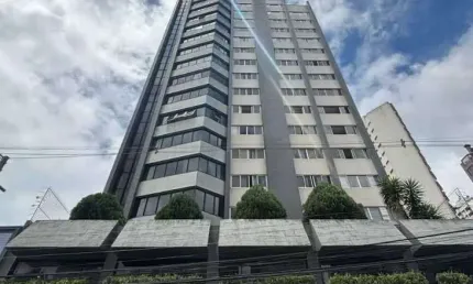 Apartamento com 4 quartos à venda no Água Verde, Curitiba 