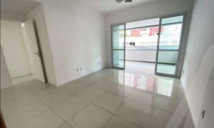Apartamento com 2 quartos e 2 suítes e varanda com infraestrutura na Graça na Rua oito de Dezembro edifício Gilberto de Machado para venda