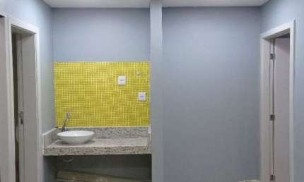 Sala comercial Semi- Mobiliada para Locação no Rio Vermelho. Oportunidade.