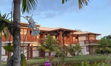 Village na Praia do Forte para venda com 2 quartos no térreo mobiliado condomínio fechado com infraestrutura