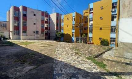 Apartamento com 2 quartos e 1 banheiro para venda no Engenho velho de Brotas no Conjunto César Araújo