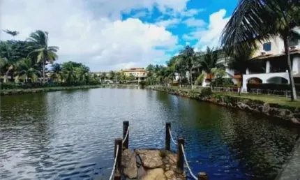 Apartamento em condomínio com 2 suítes vista lagoa no Marina Riverside Lauro de Freitas com infraestrutura para venda