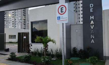 Apartamento com 2 quartos para alugar na Avenida dos Holandeses, 5, Calhau, São Luís