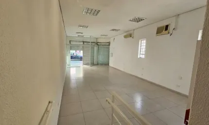 Casa comercial com 2 salas para alugar no Centro, Jundiaí 