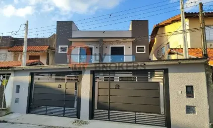 Casa à venda em Mogi das Cruzes-SP: 3 quartos, suíte, 2 salas, 2 banheiros e 107m² no bairro Mogi Moderno!