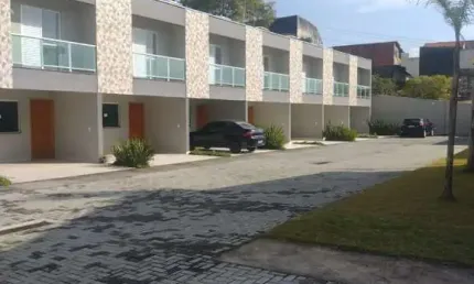 LINDO SOBRADO EM CONDOMINIO COM 3 QUARTOS SENDO 1 SUITE 2 VAGAS LOCALIZAÇÃO PRIVILEGIADA MOGI DAS CRUZES