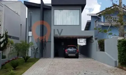 Casa de Luxo em Condomínio Arua Brisas,  Mogi das Cruzes - SP: 3 quartos, 2 suítes, 2 salas, 5 banheiros, 4 vagas, 260m². Venha Conferir!