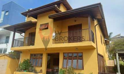 Casa de luxo em condomínio à venda em Mogi das Cruzes-SP, bairro Aruã: 3 quartos, 1 suíte, 2 salas, 4 banheiros, 4 vagas, 283m².