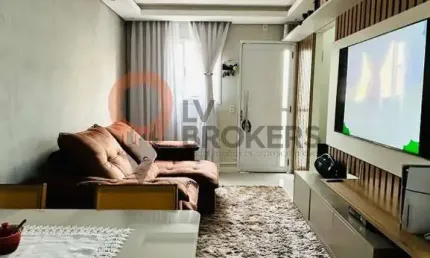 Casa em Condomínio  em Suzano-SP, Chácara Faggion: 2 quartos, 2 salas, 2 banheiros, 2 vagas de garagem, 62m².
