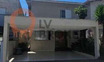 PERMUTA DE 50% Casa de condominio 3 suítes, 3 salas, 4 banheiros, 2 vagas - Mogi das Cruzes, SP