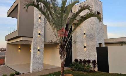 Casa térrea à venda em Condomínio de Alto Padrão, com mezanino, gourmet e piscina, Ondas, Piracicab