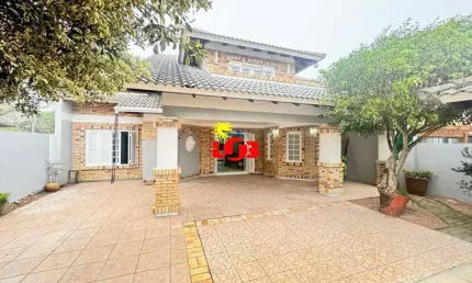 Casa de alto padrão estilo Marinheiro com vista para o Rio Tramandaí!