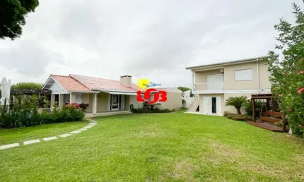 Casa Sobrado à venda em Imbé - Próximo ao Mar, com Piscina e Móveis Planejados