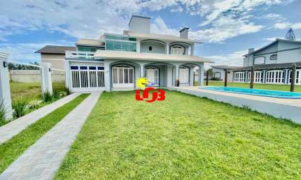 Casa com 4 quartos à venda na Zona Nova, Tramandaí 