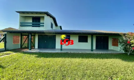 Casa com 5 quartos à venda na Zona Nova, Tramandaí 