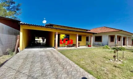 Casa - Sobrado para venda  no Bairro Jardim Atlântico em Tramandaí