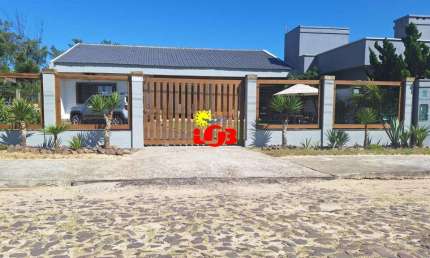 Casa à Venda em Imbé - Próximo ao Mar, Vista para o Mar