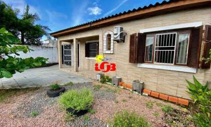 Casa com 5 quartos à venda na Zona Nova, Tramandaí 