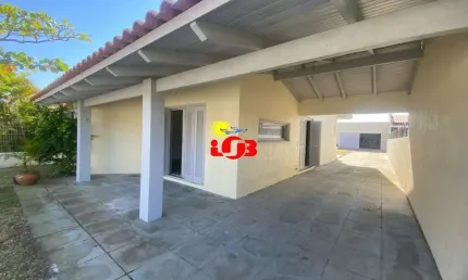 Casa a venda no centro de Imbé próxima de Tramandaí e do Guia Corrente!