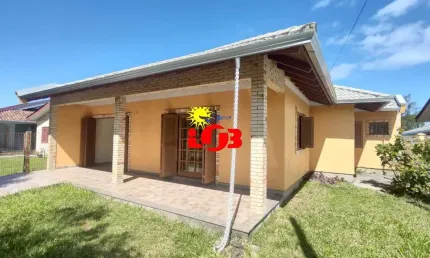 Residência em Laje próxima ao mar, com piscina e espaço gourmet!!