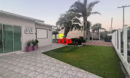 Excelente casa de dois terrenos, em Nova Tramandaí!