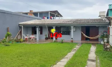 Casa à venda em Imbé, no bairro Nordeste - Ótima localização!!!