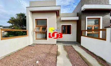 Casa - Geminado com 2 quartos, na Zona Nova em Tramandaí