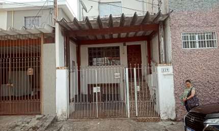 Casa de 2 dormitórios com sacada e vaga de garagem na Freguesia do Ó